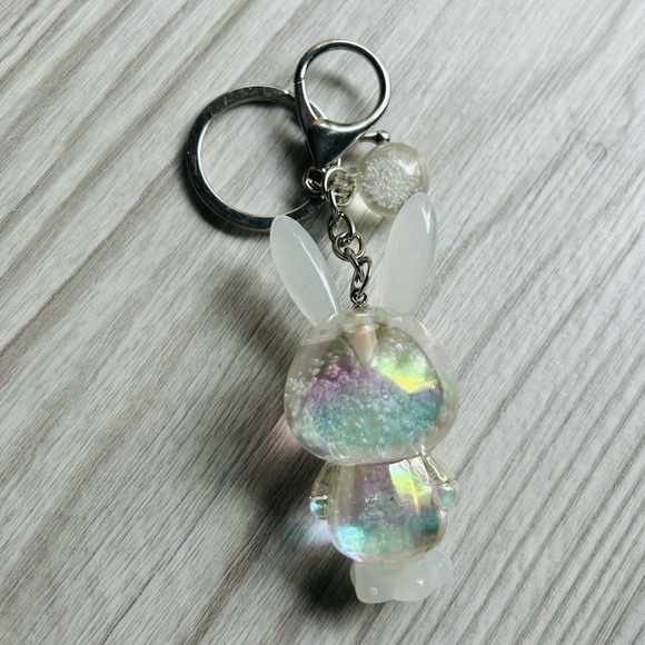 🫧 Bunny Crystal Bubble Acrylic Keychain Charm - Picture 6 of 10